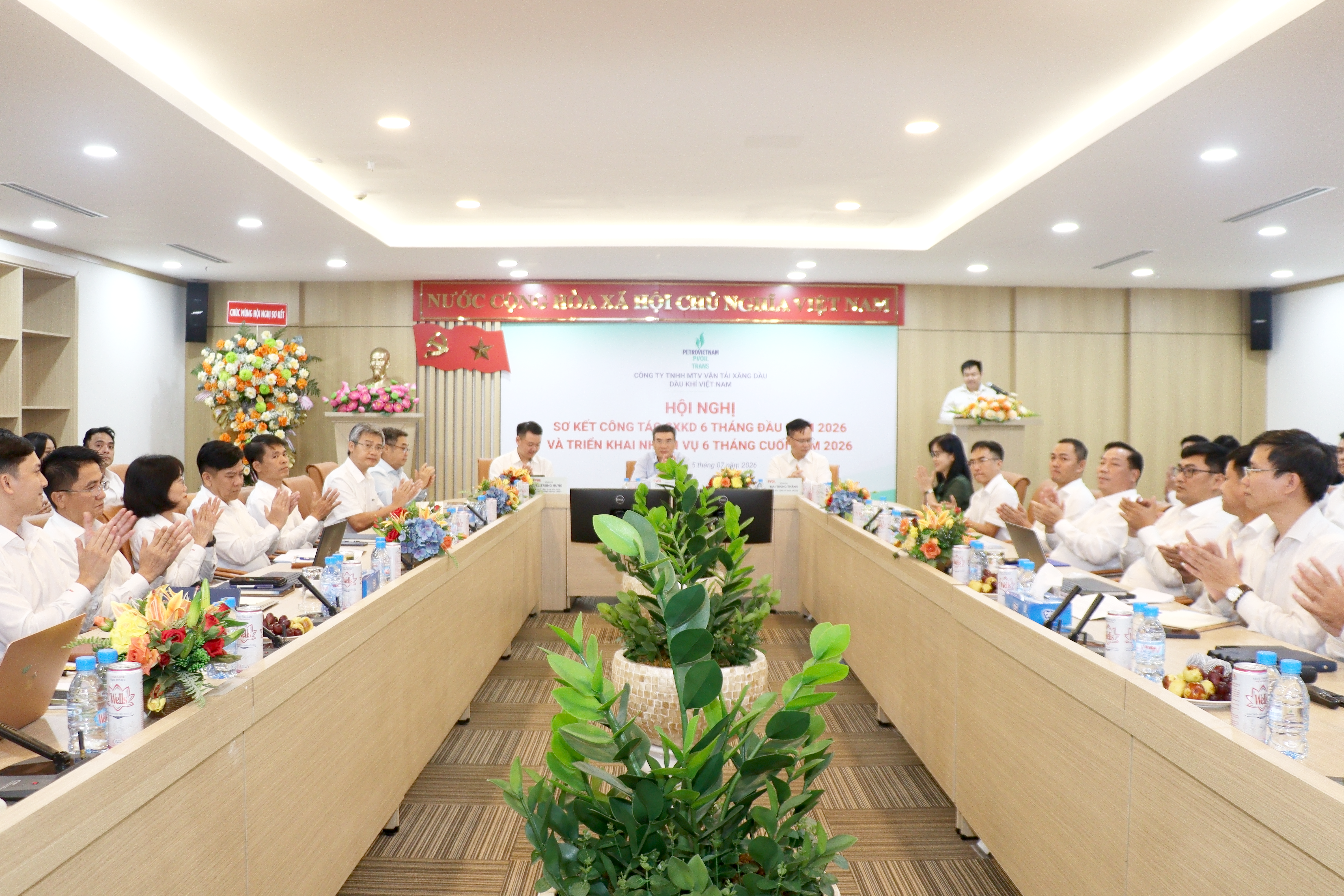 PVOIL Trans tổ chức thành công Hội nghị Sơ kết công tác sản xuất kinh doanh 6 tháng đầu năm và Triển khai nhiệm vụ 6 tháng cuối năm 2026